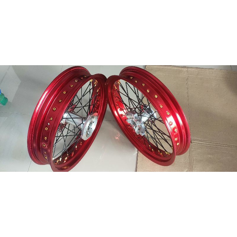 sepaket velg Honda crf 150L plus cakram depan dan belakang