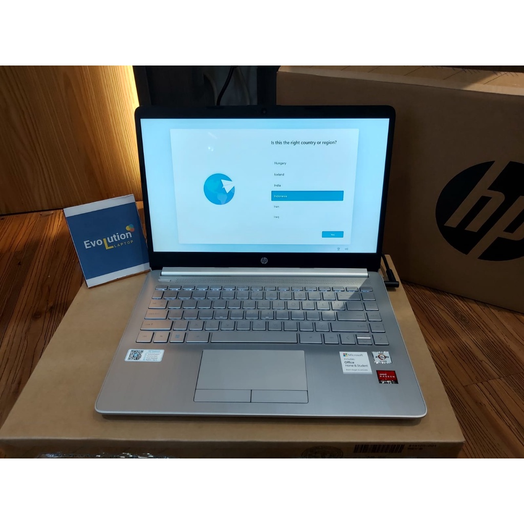 Laptop gaming Hp 14S DK1524AU AMD 3050U RAM 8GB SSD 512GB 14 BACLIGHT KEYBOARD WIN11 RESMI 2TH