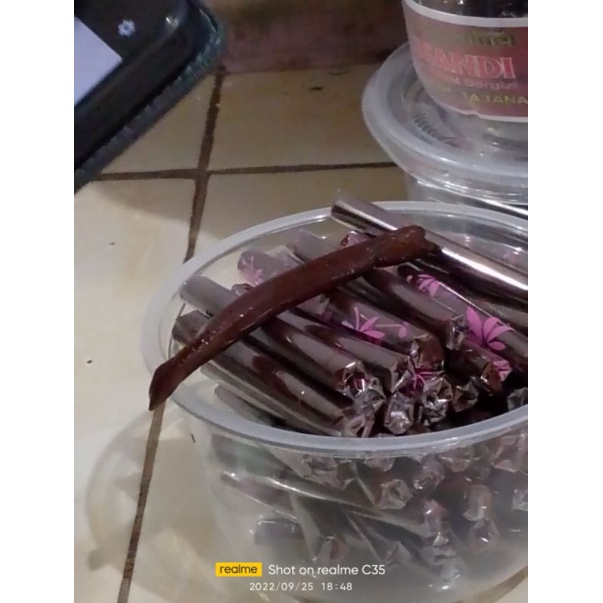 

Comel(coklat karamel) isi 30 biji enak lezat dan gurih