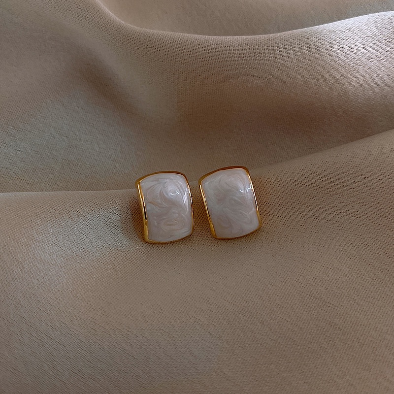 Anting s925 Silver Needle Bentuk Persegi Gaya Retro Perancis Untuk Wanita