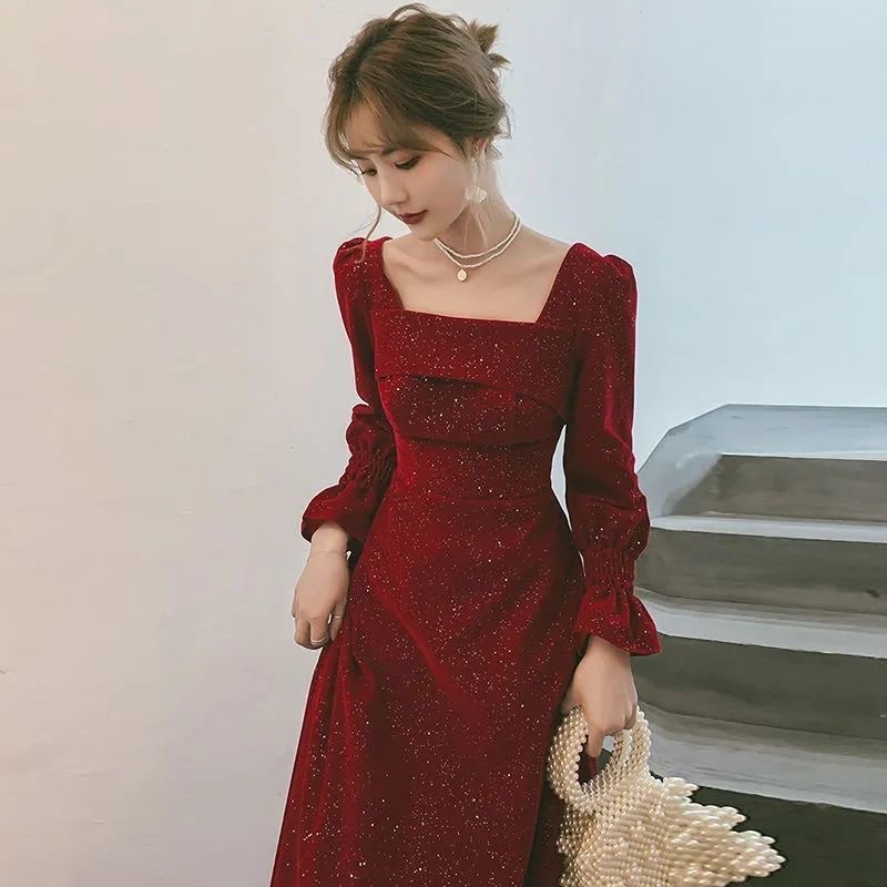 Long Dress Red Velvet Blink Square Neck M222