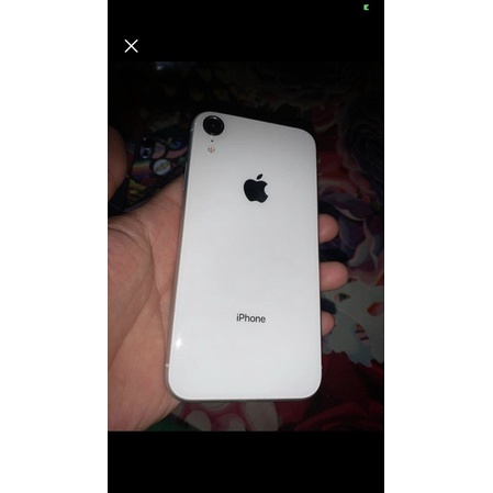 iPhone xr 64gb white bekas