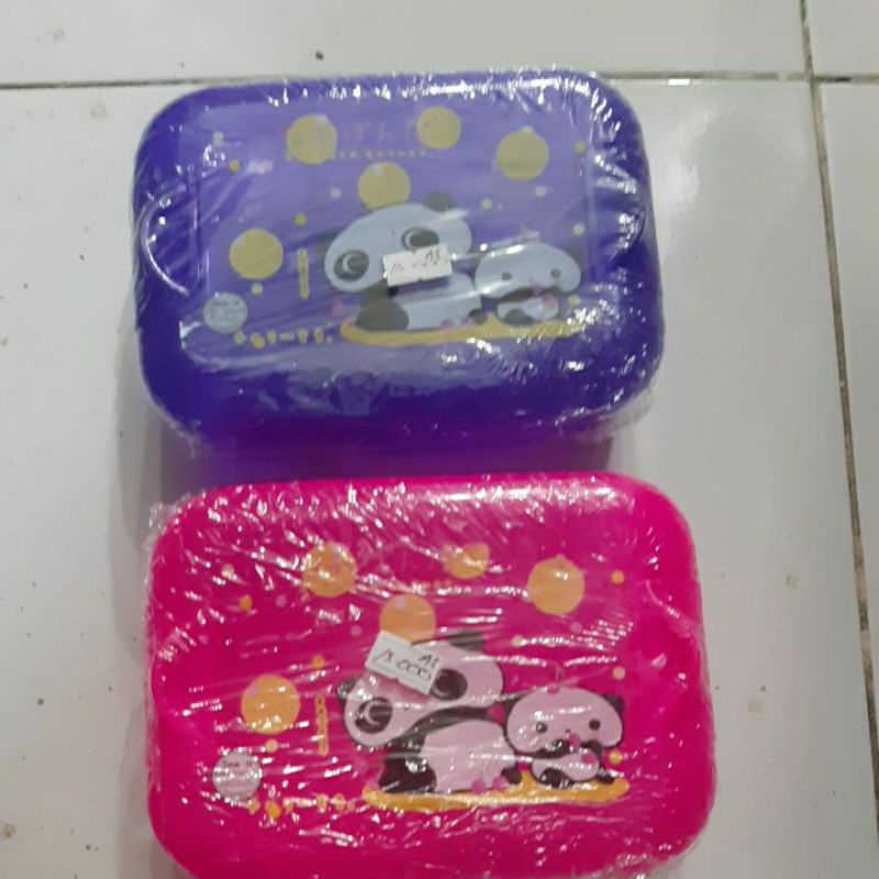 Lunch Box Tempat Makan Kotak Makan -+17x13x4,5cm