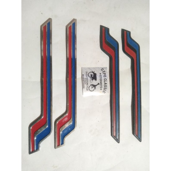 Emblem Tangki V80 kanan-kiri