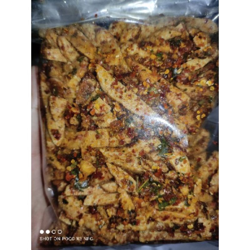 

Basreng pedas daun jeruk isi 500 gram keripik basreng pedas daun jeruk basreng 500 gram basreng sultan