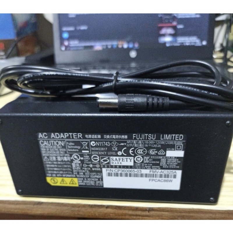 Adaptor 19V 5,2A Bagus