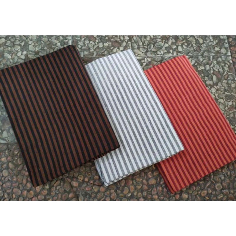 Kain tenun lurik asli garis kecil putih