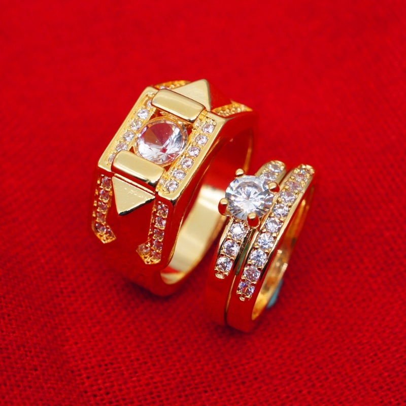 Goldkingdom Perhiasan Fashion Aksesoris Bangkok Emas Asli Kadar 375 Ready Stock Set Cincin Pasangan Lapis Emas Dengan Zircon Untuk Pria Dan Wanita