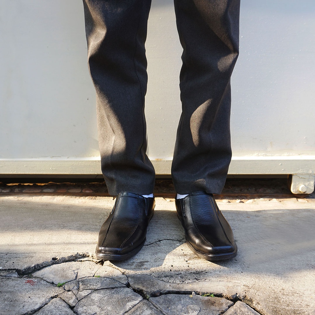 Sepatu Pantofel Pria MDT 05 Hitam Original CARLIT Sepatu Kerja Kantor Kegiatan Formal