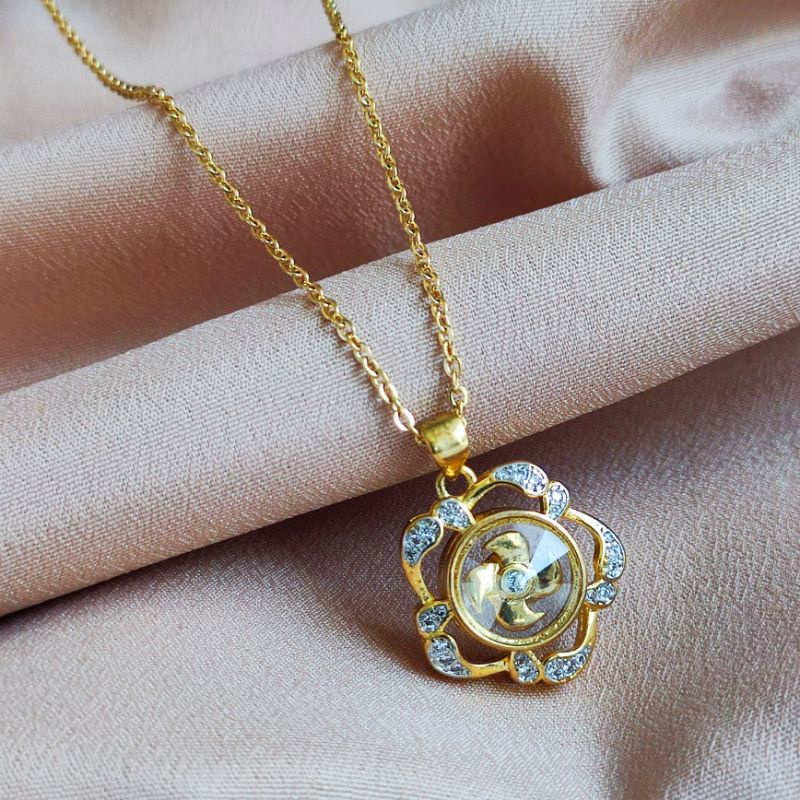 Kalung Set Liontin Wanita Titanium Model Permata