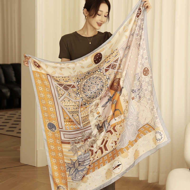Scarf &quot;Cairo&quot; 110 x 110 Bahan Sutra Imitasi HIGH GRADE, Scarf Mewah