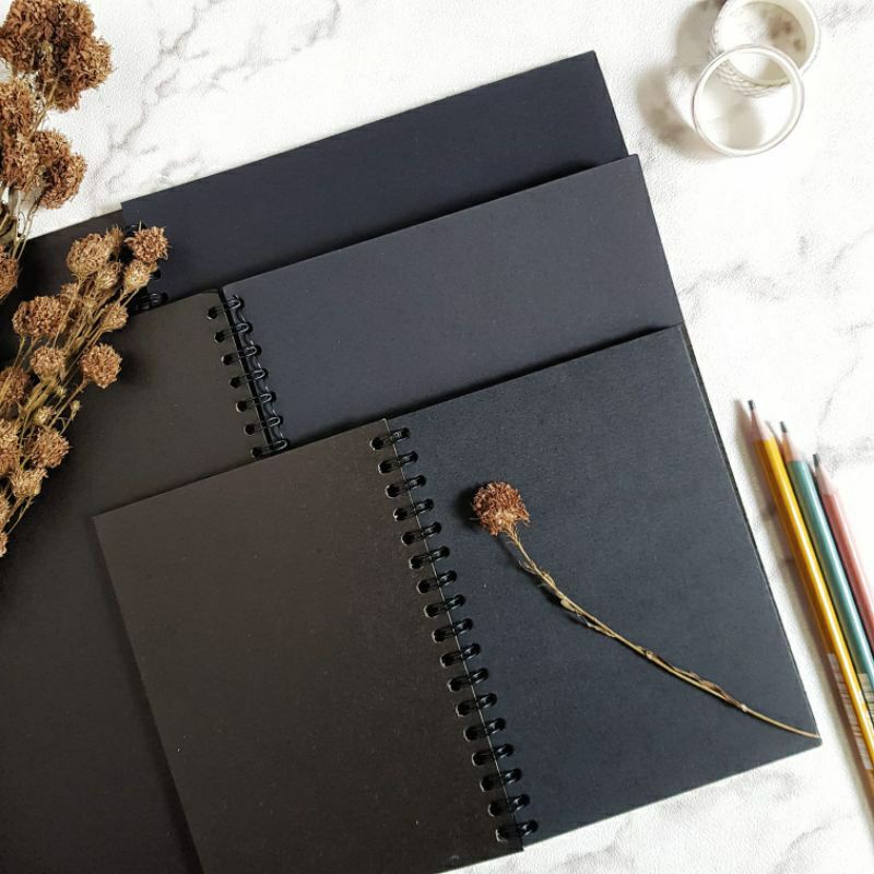 BUKU SKETSA HITAM NOTEBOOK BLACK PAPER 3 UKURAN ISI 50 HALAMAN BAHAN ASTER BLACK 190 GSM MOTIF AESTH