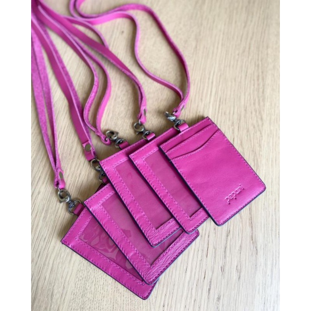 

Pepari Leather Kulit Sapi Id card holder Fuschia
