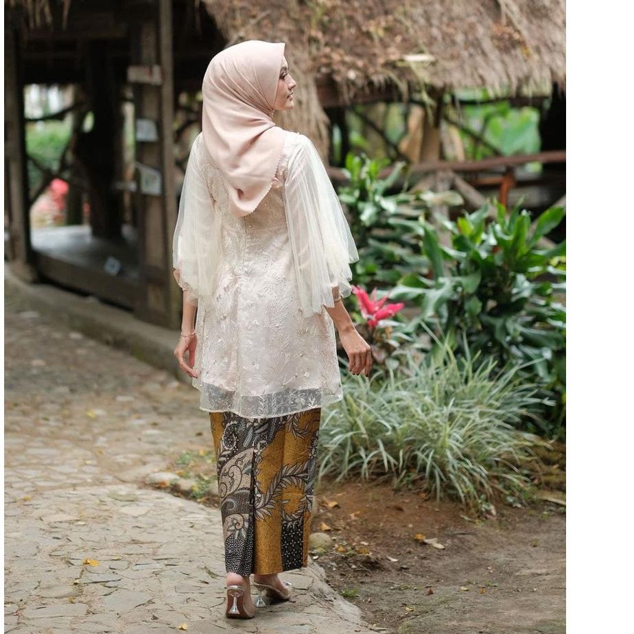 Langsung Beliii.. TERBARU |  READY JUMBO  LUNA LAURA KINAN KEBAYA COUPLE BRUKAT TILE MUTIARA KEBAYA 
