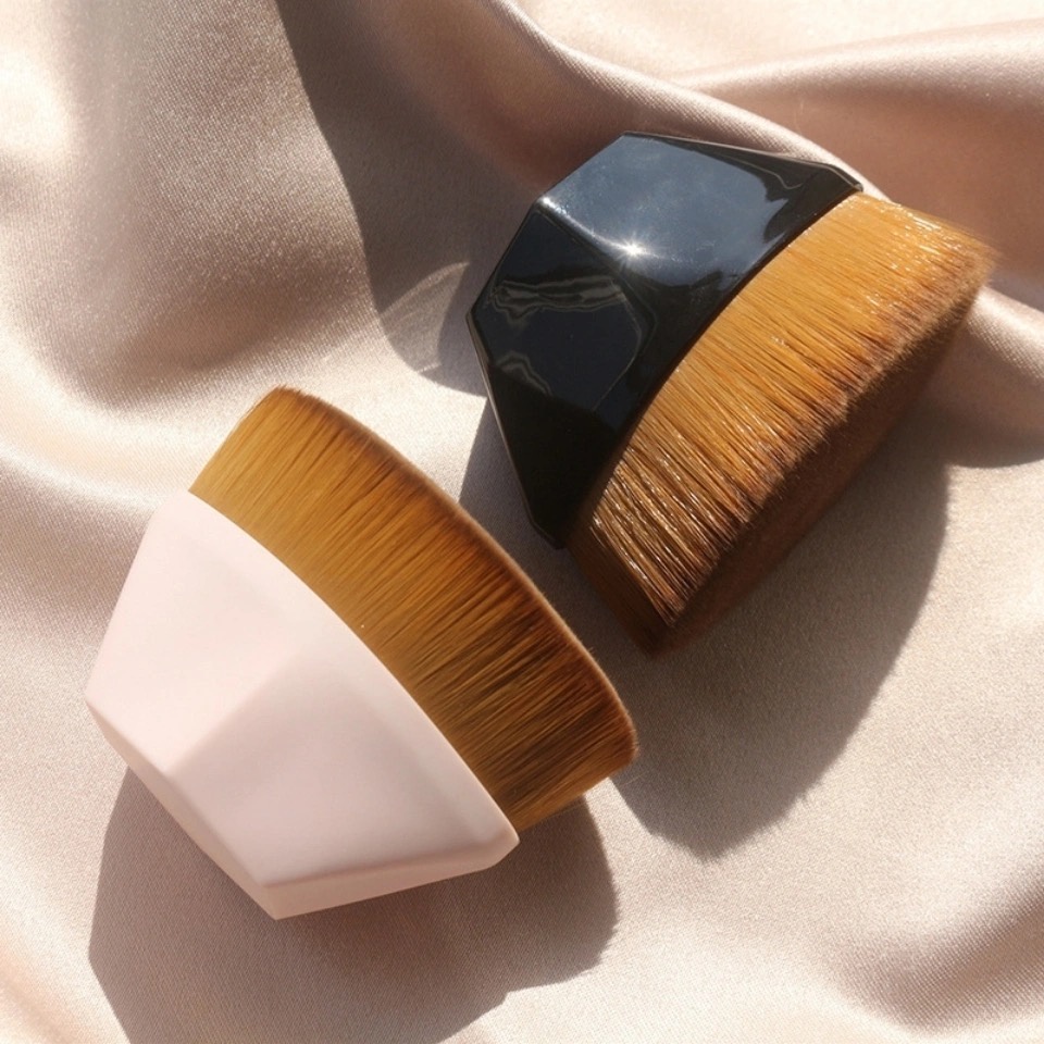 MAANGE Foundation Brush Kuas Bergagang Pendek Melukis Kuas Bedak Profesional 1293