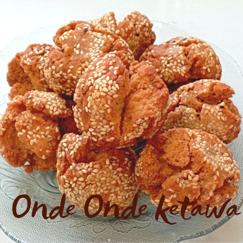 

Onde onde ketawa kue kering oleh oleh khas solo