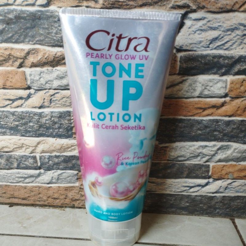 Citra pearly glow uv tone up lotion