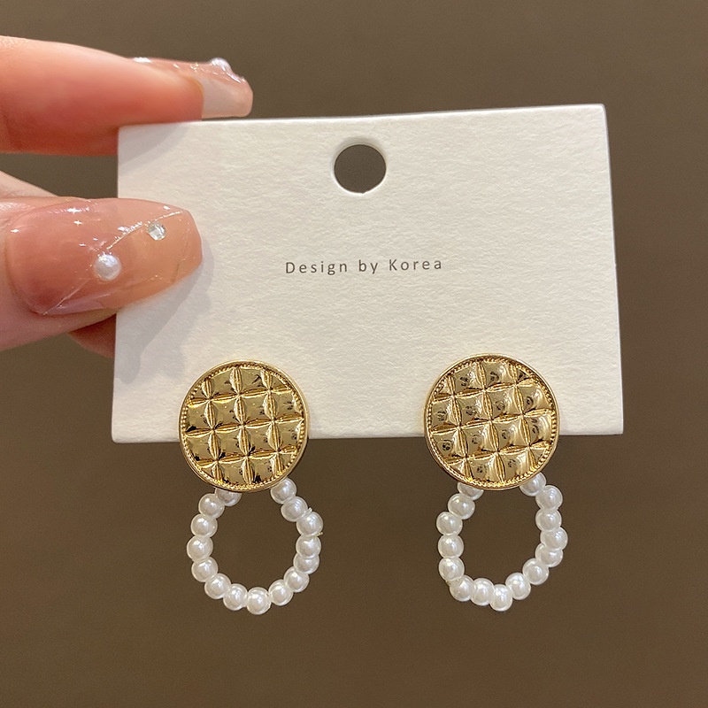 Anting Bentuk Lingkaran Aksen Mutiara Gaya Retro Perancis Untuk Wanita