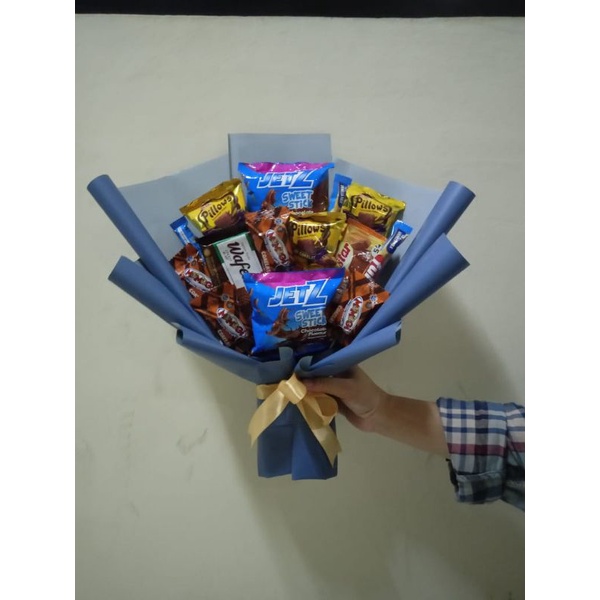 

Snack Boquet (Random snack)