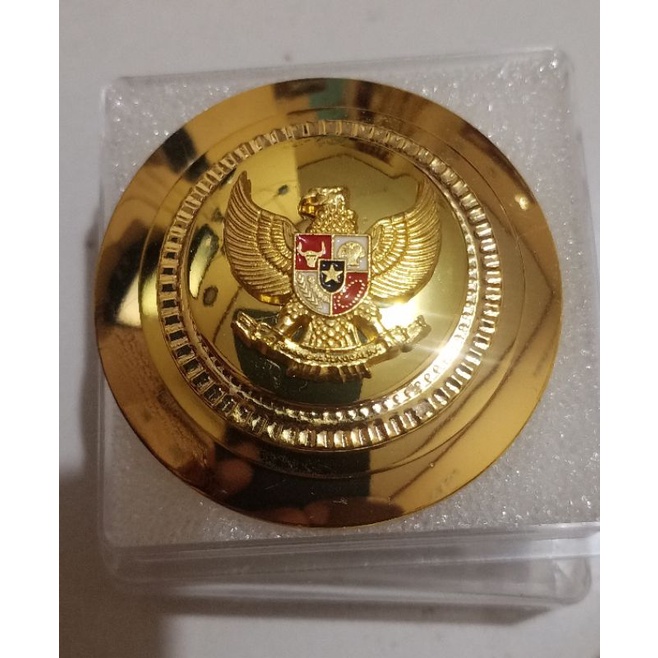 tanjab pin lencana kades