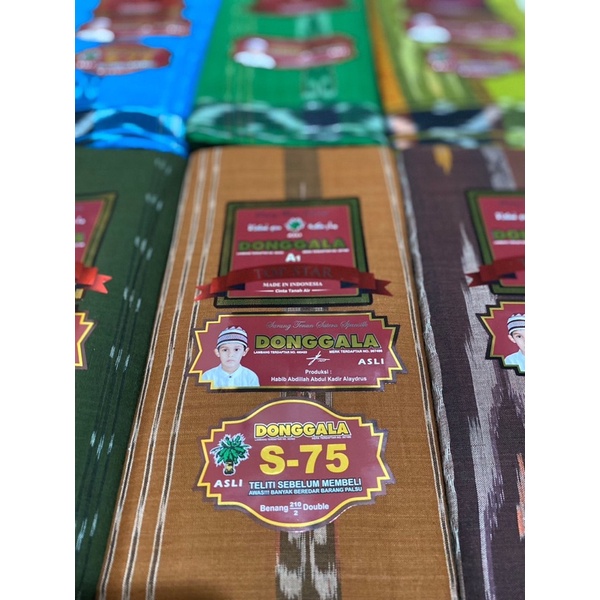 Sarung tenun donggala S-75 jahit tengah