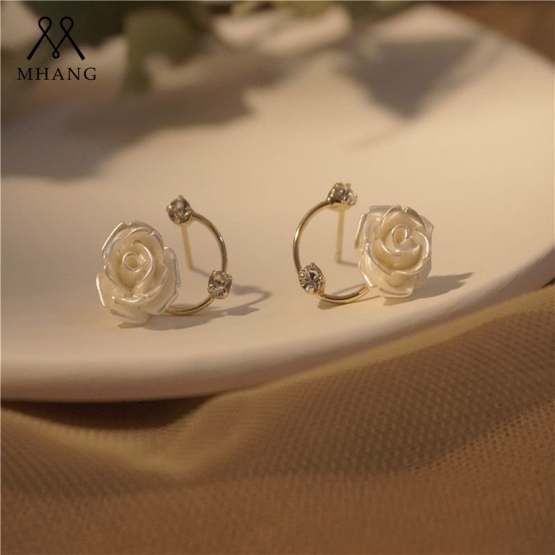 Anting Stud S925 Silver Desain Mawar Putih Aksen Berlian Putih Gaya Vintage Untuk Musim Semi Dan Panas