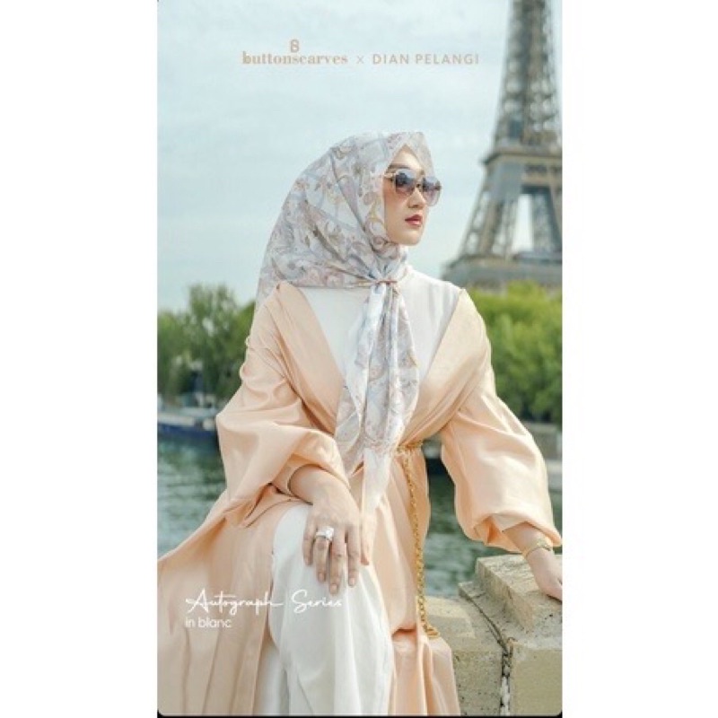 Buttonscarves Autograph BS X Dian Pelangi Blanc