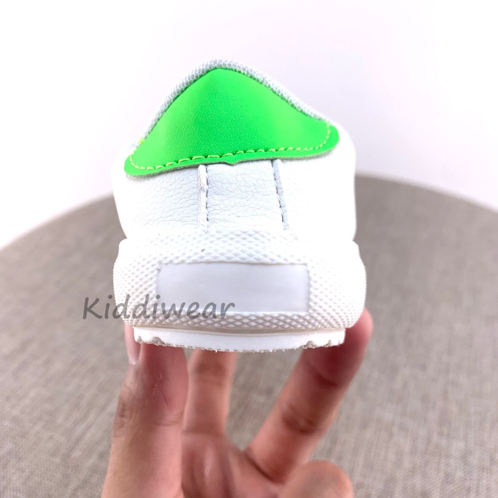 (Kiddiwear) Sepatu sneakers anak MBK58