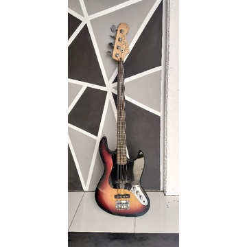 bass Fender Custom