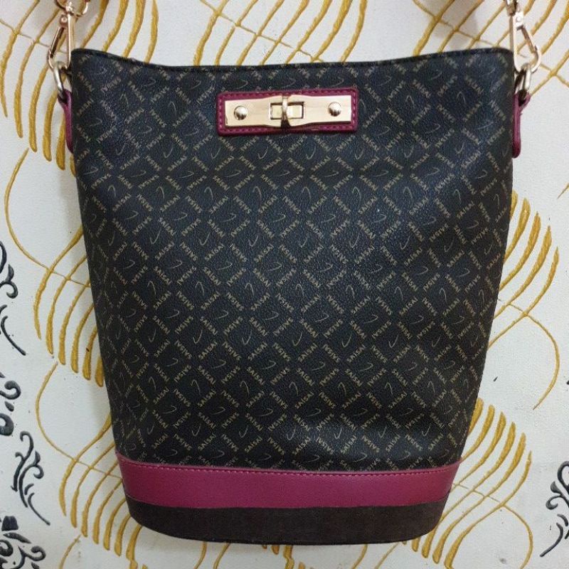 TAS XINYU SAISAI PRELOVED