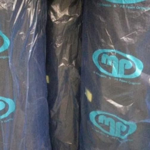

bubble wrap hitam 50cm x 50m merk MP