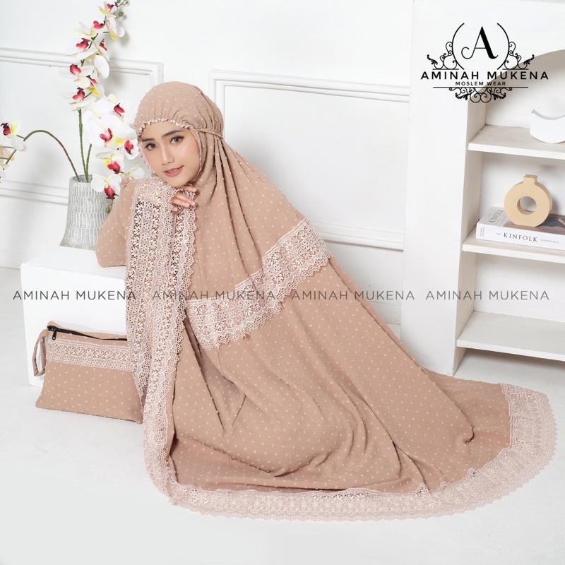 Mukena Dewasa Premium Jumbo Crinkle Uragiri Renda Mewah Aminah