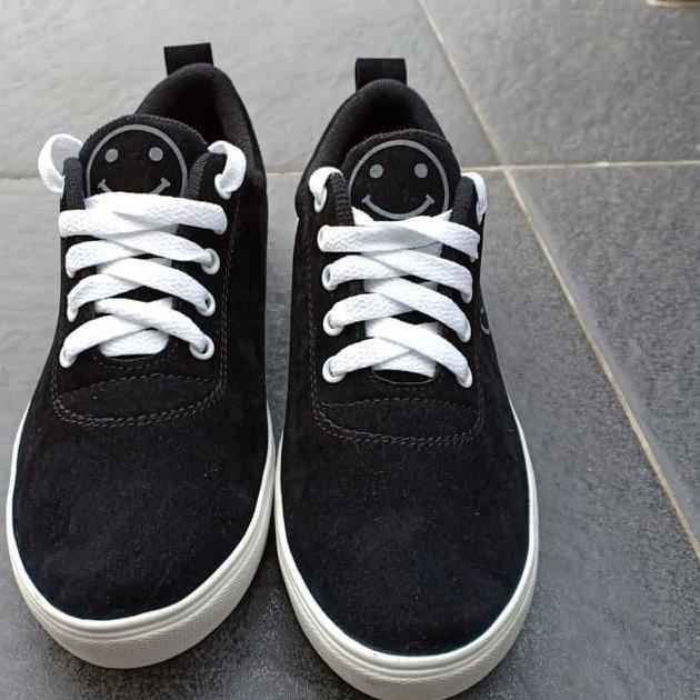 Sepatu Sekolah Hitam sol putih Wanita Cewe Perempuan Murah Grosir
