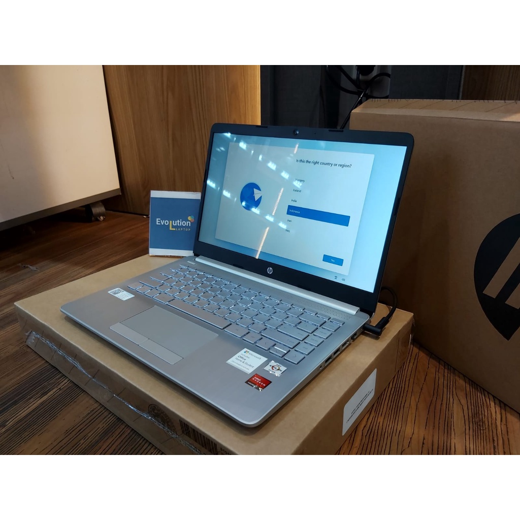 Laptop gaming Hp 14S DK1524AU AMD 3050U RAM 8GB SSD 512GB 14 BACLIGHT KEYBOARD WIN11 RESMI 2TH