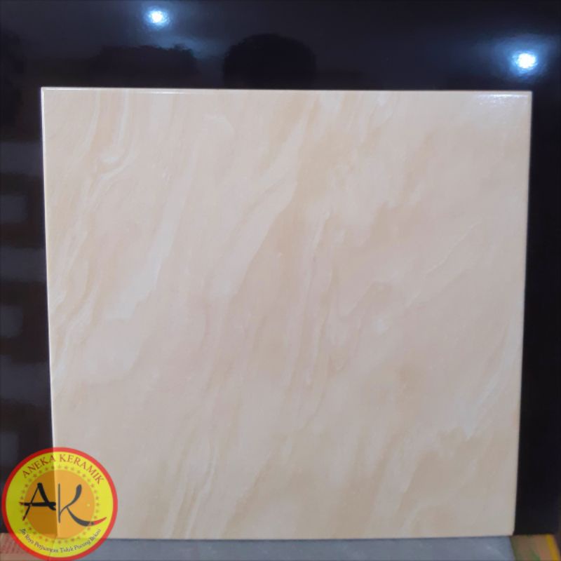 Keramik Lantai Ruangan Motif Salur Marmer Glossy Kilap 40x40 Neo Haneda Beige