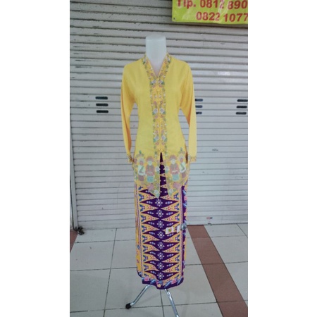 KEBAYA ENCIM BORDIR MOTIF ONDEL-ONDEL/BETAWI