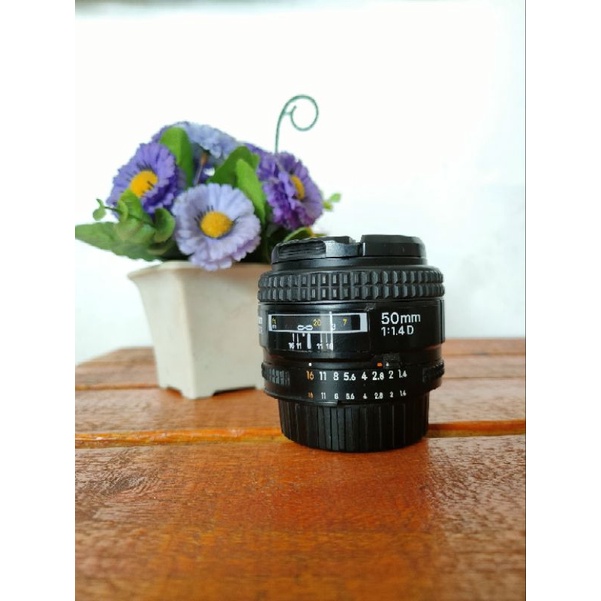 Lensa Nikon Fix 50mm F1.4 Nikor