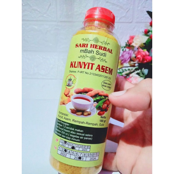 

Minuman Herbal Kunyit Asem