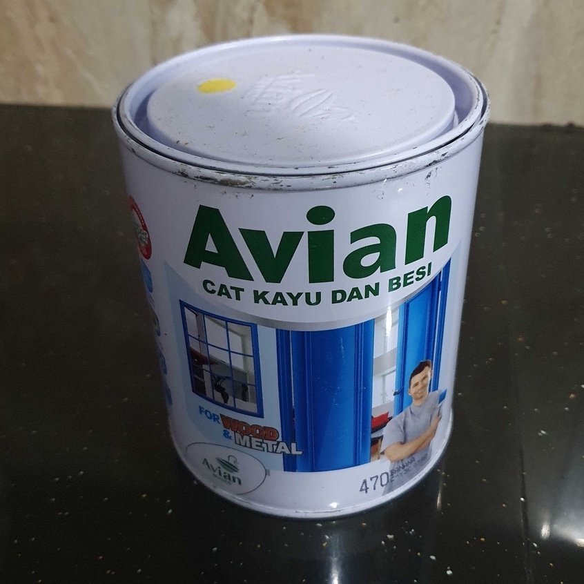 Avian Cat Kayu dan Besi 1 kg