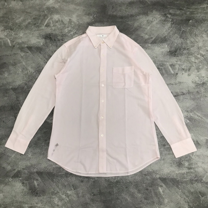 Uniqlo shirt pink slimfit / kemeja pink lengan panjang laki laki perempuan pria kemeja ringan slimfi