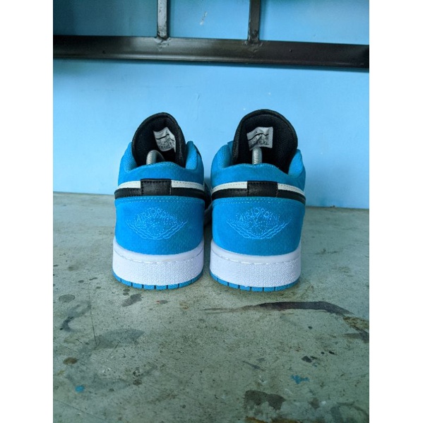 Nike Air Jordan  low LASER BLUE (kualits premium)