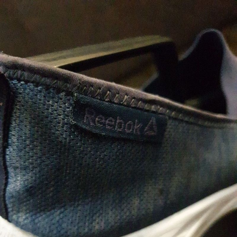 SEPATU REEBOK PRELOVED ORIGINAL