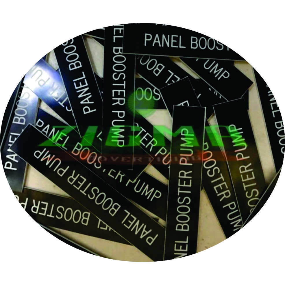 

Name Plate Panel W15cm x H2,5cm / Name Plate Lamcoid