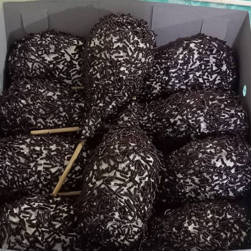 

Donat paha ayam (khas Sumut)