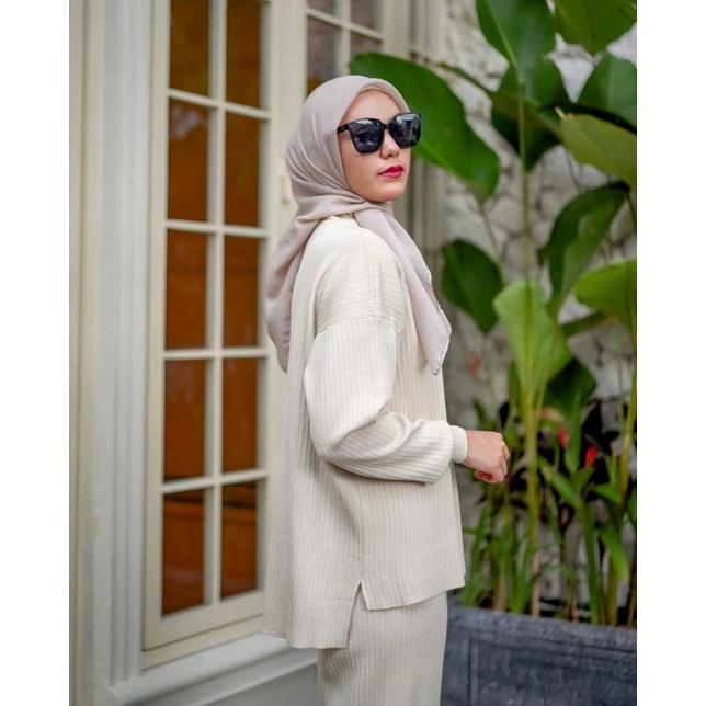 Blondie set Ivory by Iymelsayshijab ISH