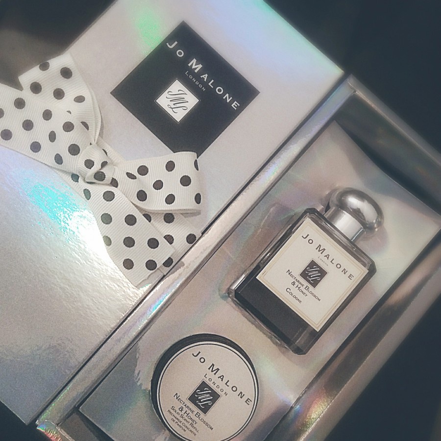 Gift Set Jo Malone Cologne 50ml & Solid Parfum 30gr Exclusif Box