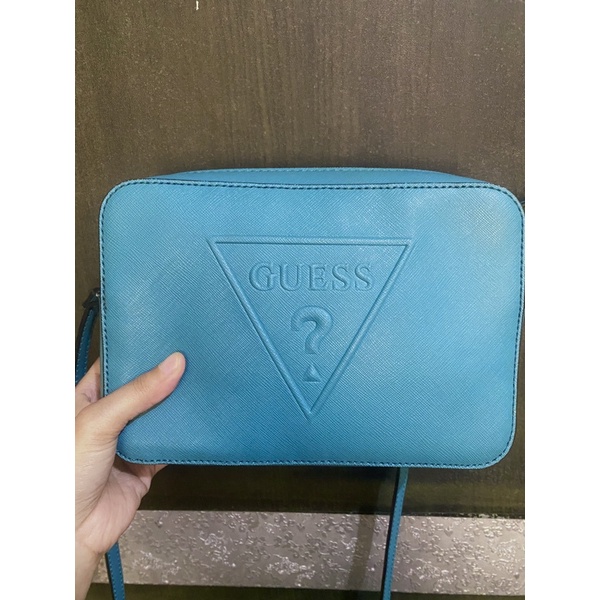 Preloved Guess Sling Bag