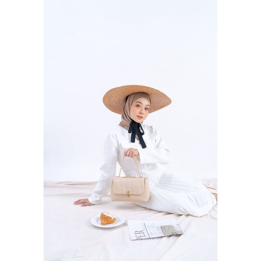 Flicka - V 16 Sling Bag Tas Selempang Wanita Original Flickabags