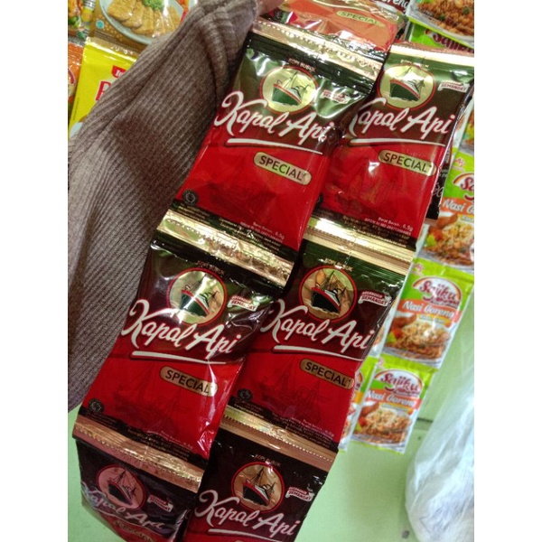 Kopi kapal api sachet 6,5gr (1 Renteng isi 10 sachet)