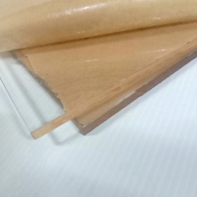 

akrilik bening potongan tebal 5 mm x lebar 40 cm x panjang 120 cm